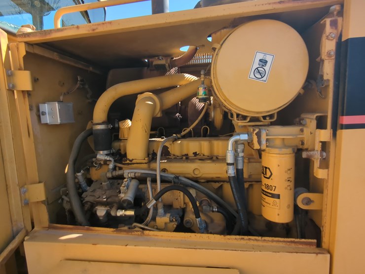 caterpillar-140h-image-9