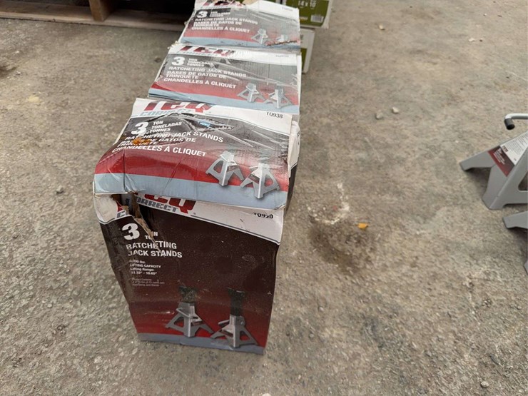 (6)-3-ton-jack-stands-image-4