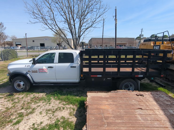 dodge-ram-4500-image-1