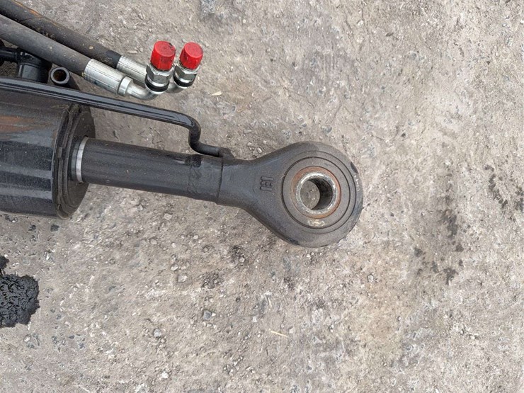 cat-3-hydraulic-top-link-image-3