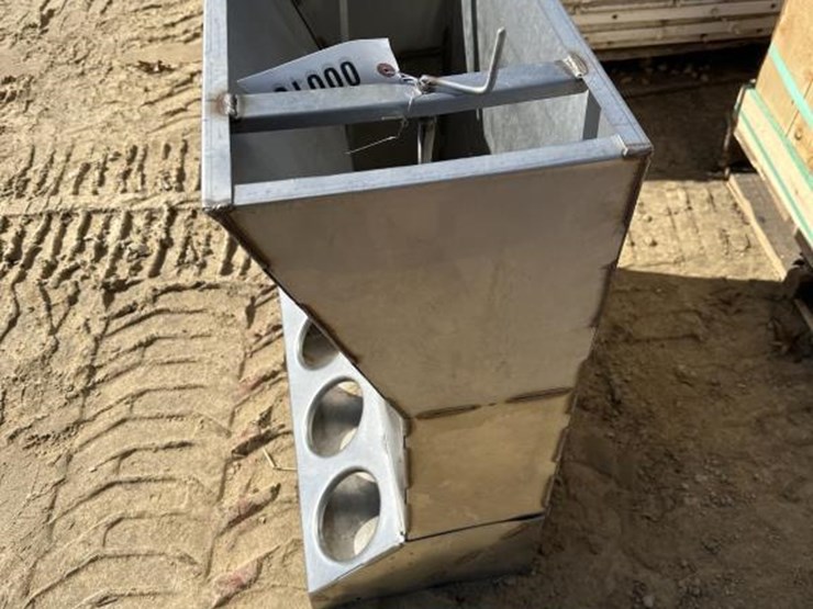 #16-•-hog-feeder-image-2