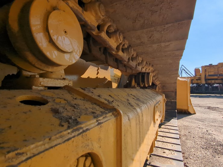 2020-deere-750l-lgp-image-11