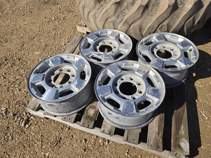 2011-gmc-2500-image-3