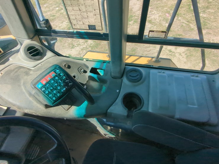 2015-bell-b35d-image-14