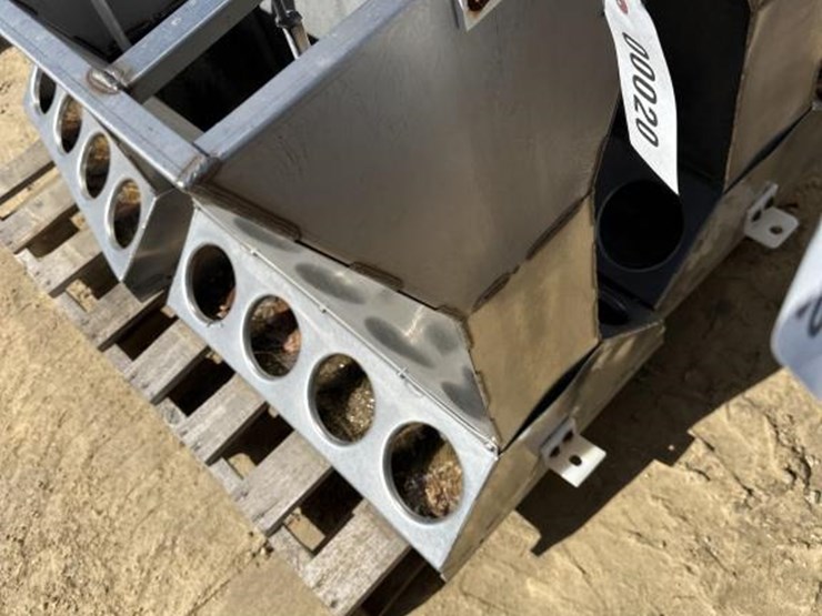 #20-•-hog-feeder-image-2