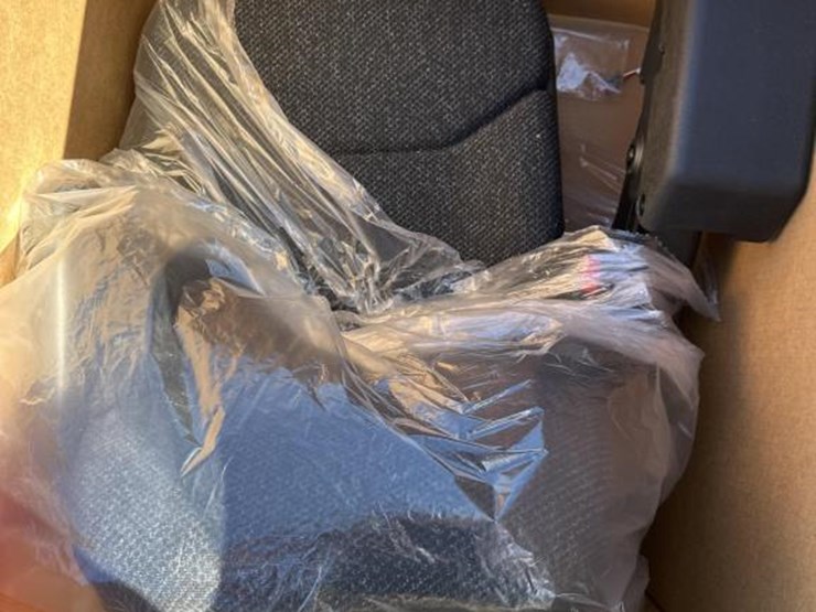 #15-•-new-sears-equipment-seat---black-image-1