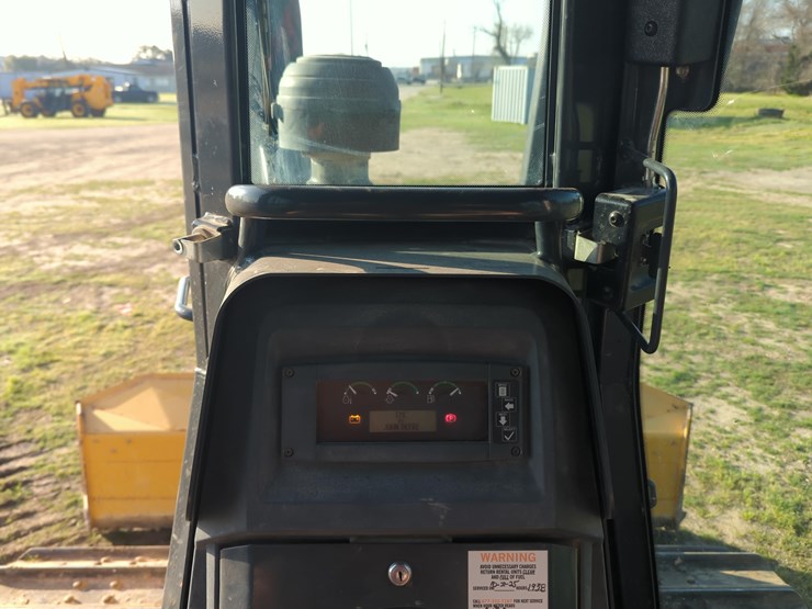 2023-deere-650k-lgp-image-20