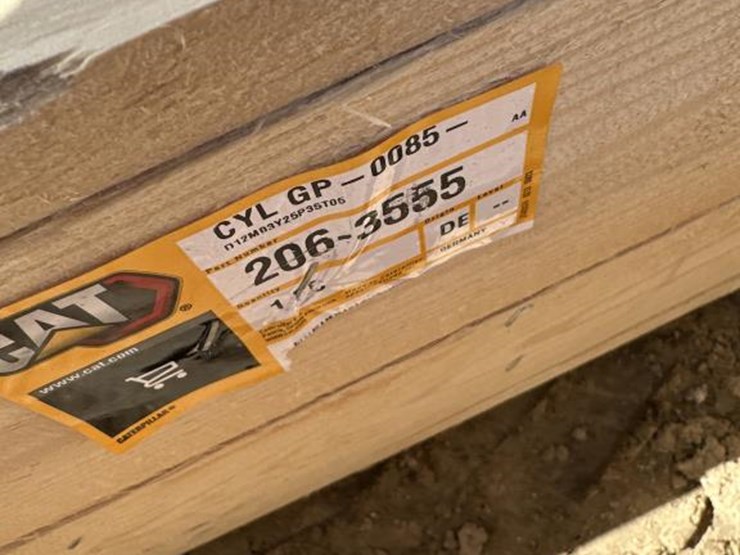 john-deere-420d-image-2