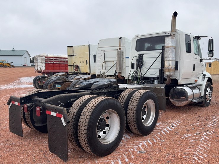 international-8600-image-4