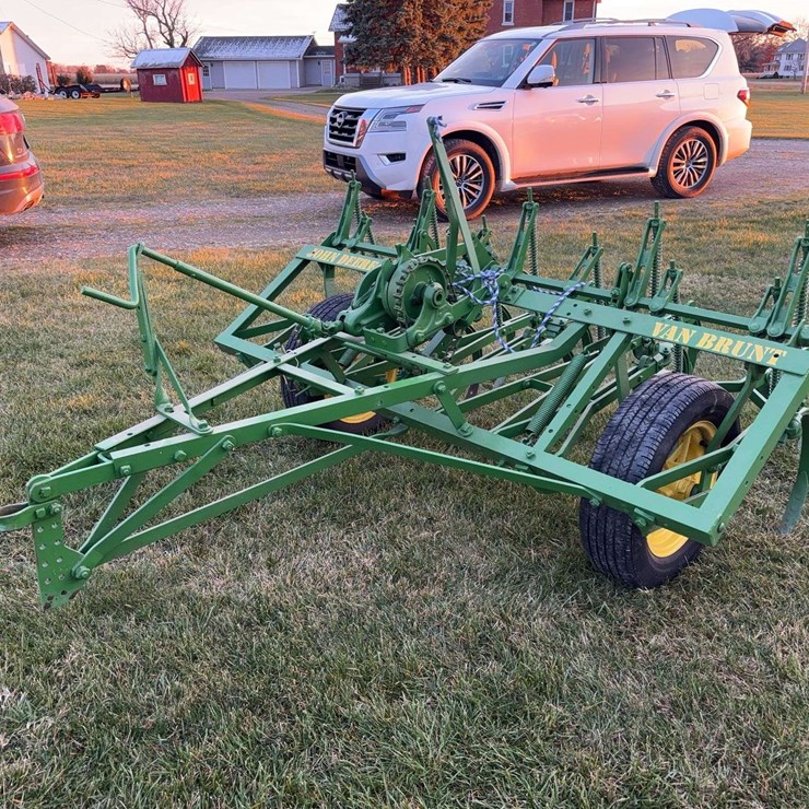 John Deere Van Brunt CCA Field Cultivator