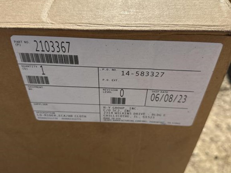 #15-•-new-sears-equipment-seat---black-image-2