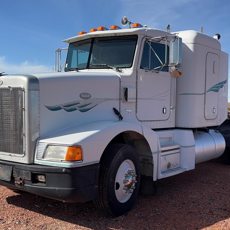 1993 PETERBILT 377