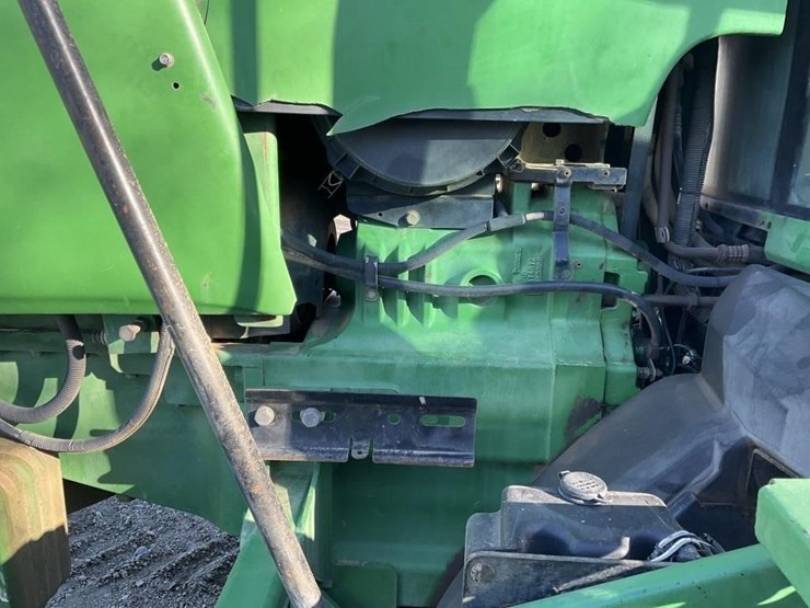 john-deere-8420t-image-13