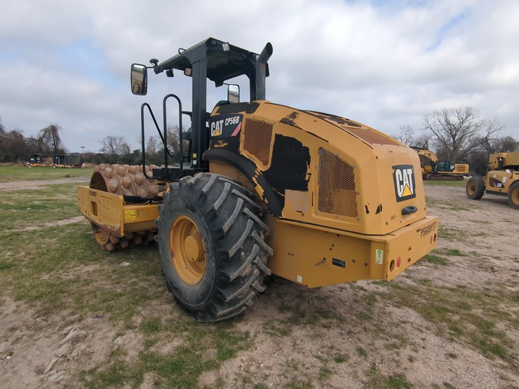 2019-caterpillar-cp56-image-5