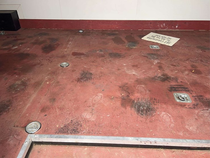 2016-stealth-viper-24'-enclosed-trailer-image-47