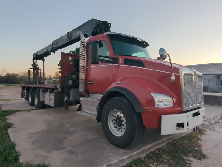 2015-kenworth-t880-image-3