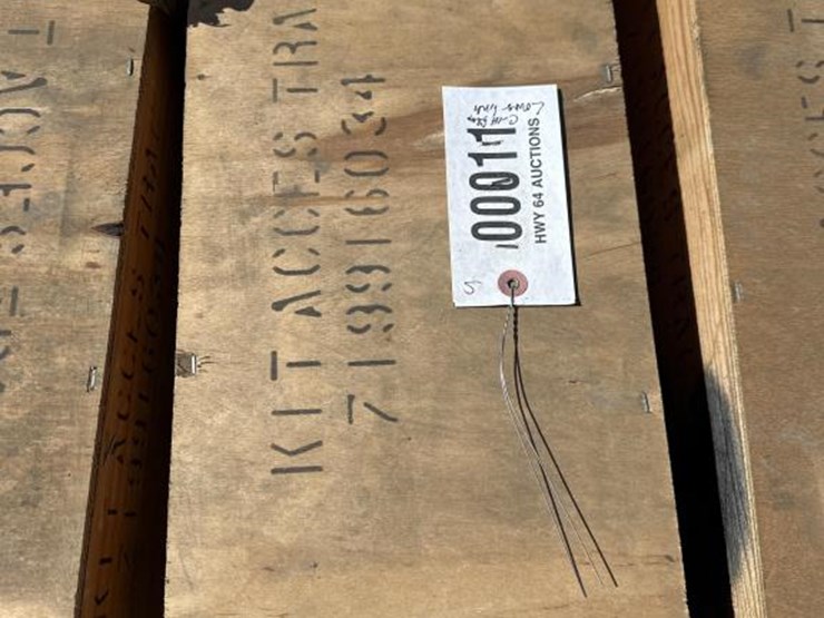 #11-•-case-ih-flexible-lower-link-kit-p/ntca26165-image-1