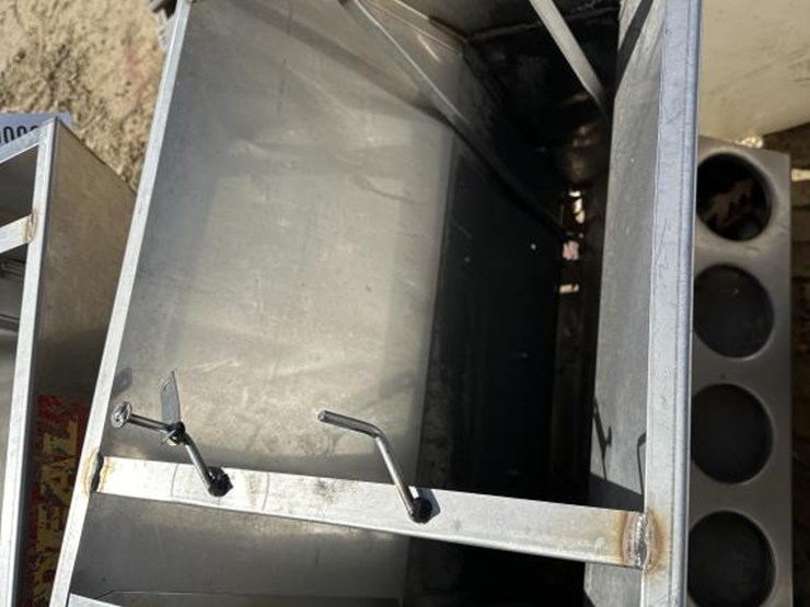 #22-•-hog-feeder-image-2