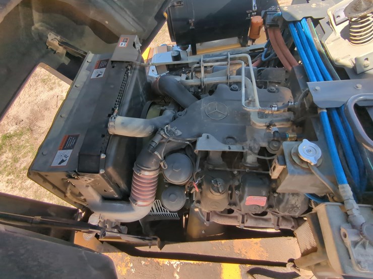 2015-bell-b35d-image-11