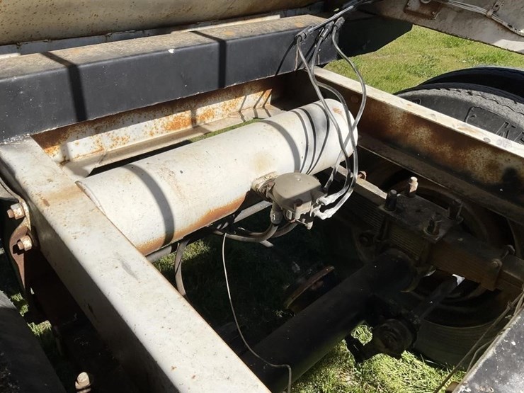 1955-trailmobile-hopper-image-20