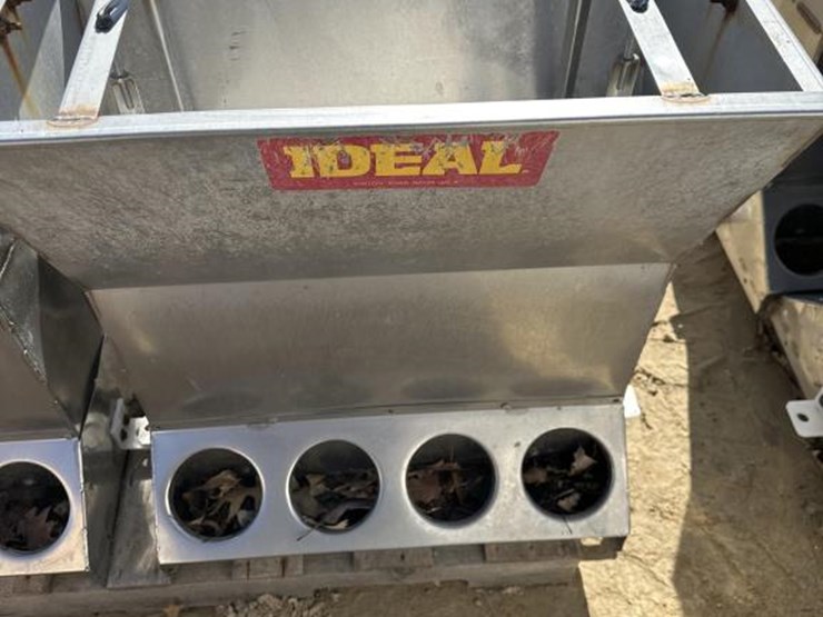 #24-•-hog-feeder-image-1