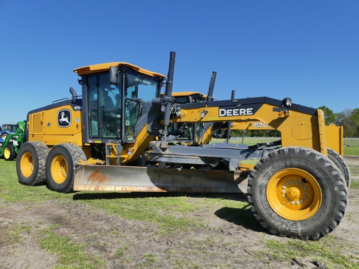 2020-deere-670gp-image-1