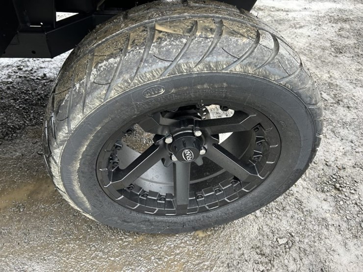 2024-envy-nv4-electric-golf-cart-image-13