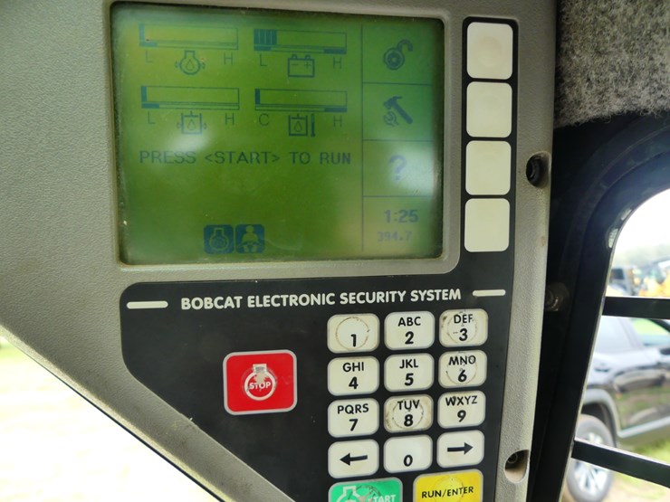 2008-bobcat-t300-image-15