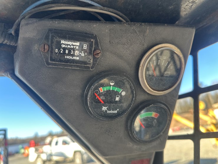 bobcat-742b-image-44