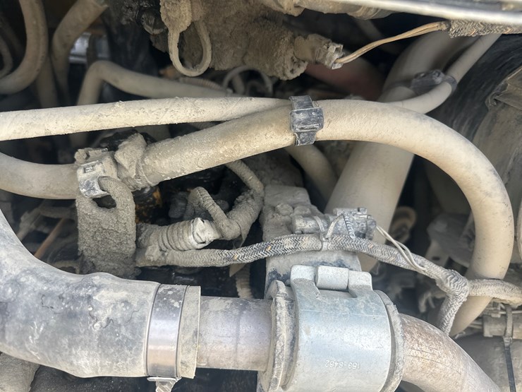 caterpillar-226d-image-32