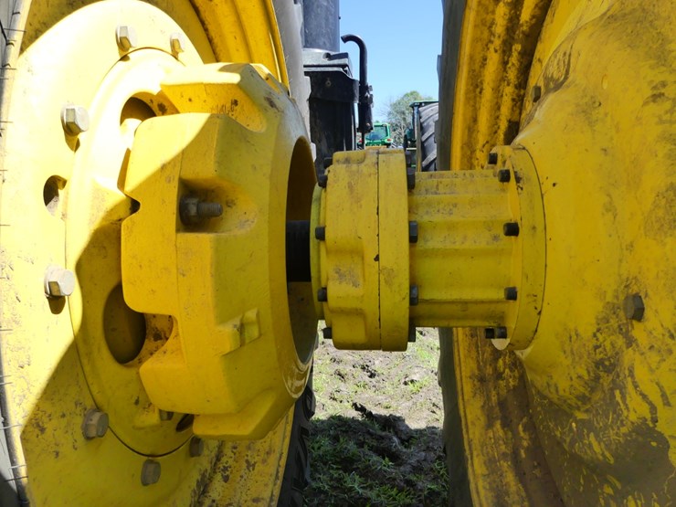 john-deere-8320r-image-8