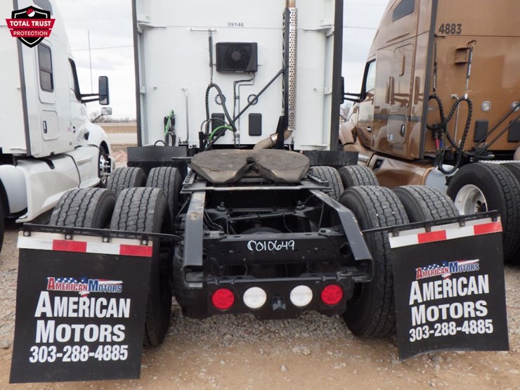 2022-kenworth-t680-image-9