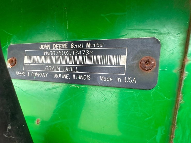 john-deere-750-image-44