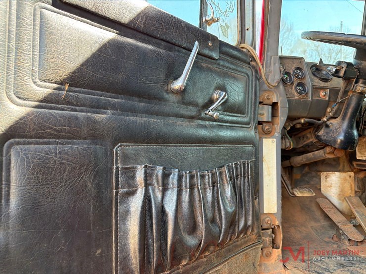 1993-mack-rd690s-image-28