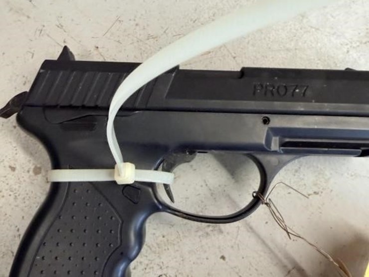 magnum-unknown-image-23