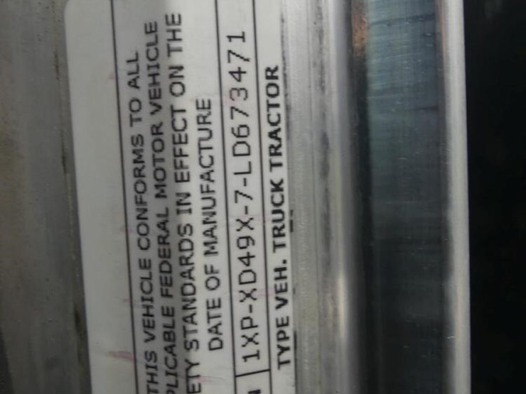 2020-peterbilt-389-image-21