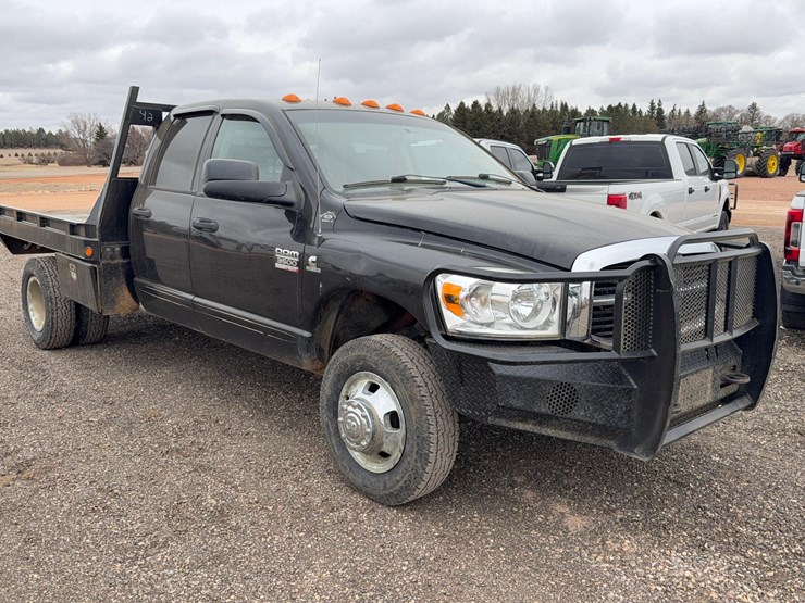2007-dodge-ram-3500-image-4