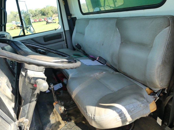 1996-international-4700-image-10