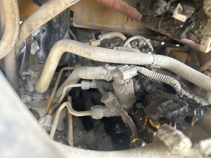 caterpillar-226d-image-33