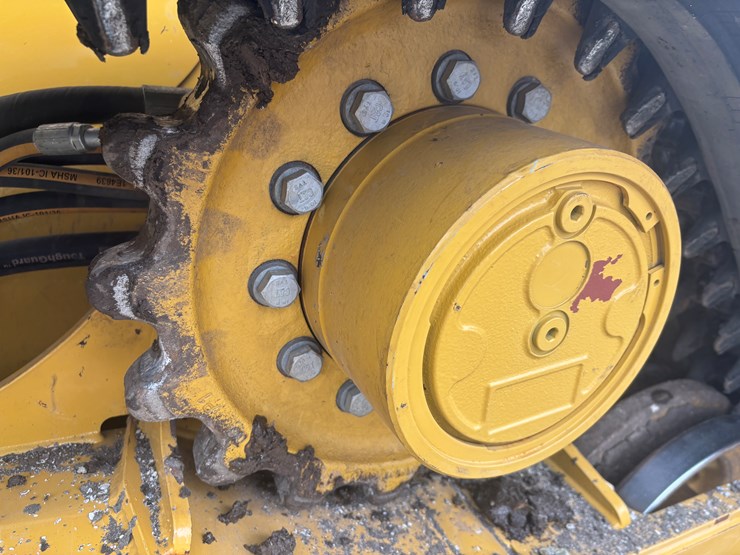 2023-caterpillar-289d3-image-63