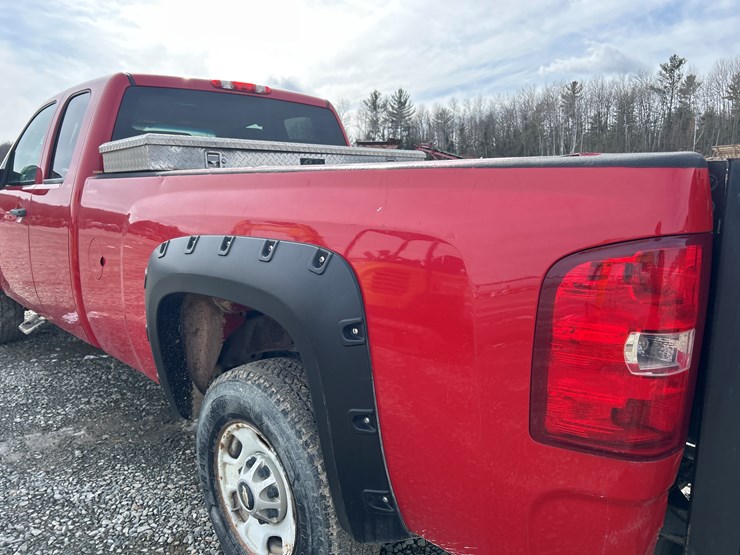 2012-chevrolet-silverado-2500-lt-image-20