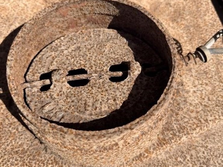 2slb--vintage-wood-burning-stove-image-3