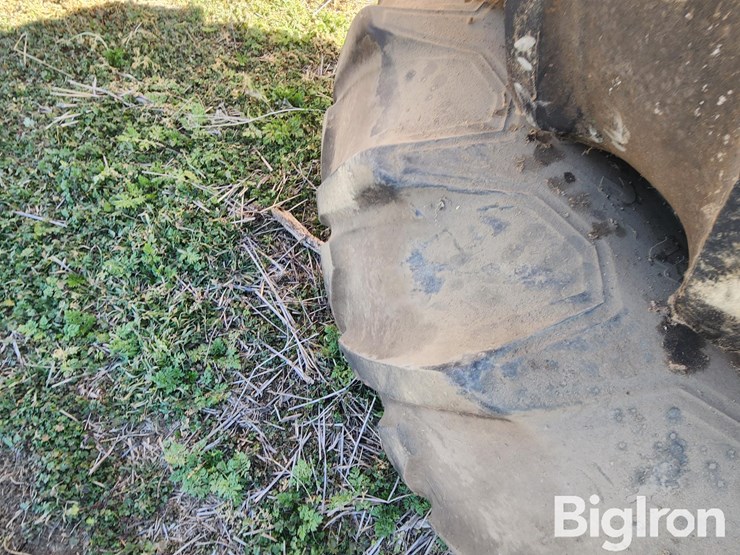 18.4-38-tires,-rims-&-hubs-image-14