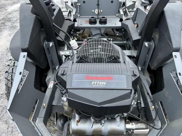 2023-spartan-srt-xde-zero-turn-mower-image-27