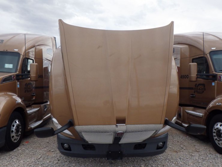 2022-kenworth-t680-image-31