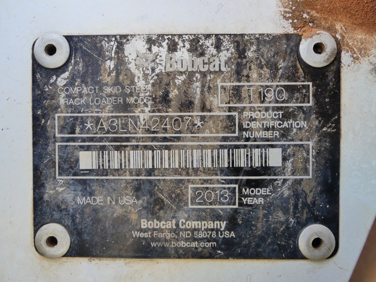 2013-bobcat-t190-image-17