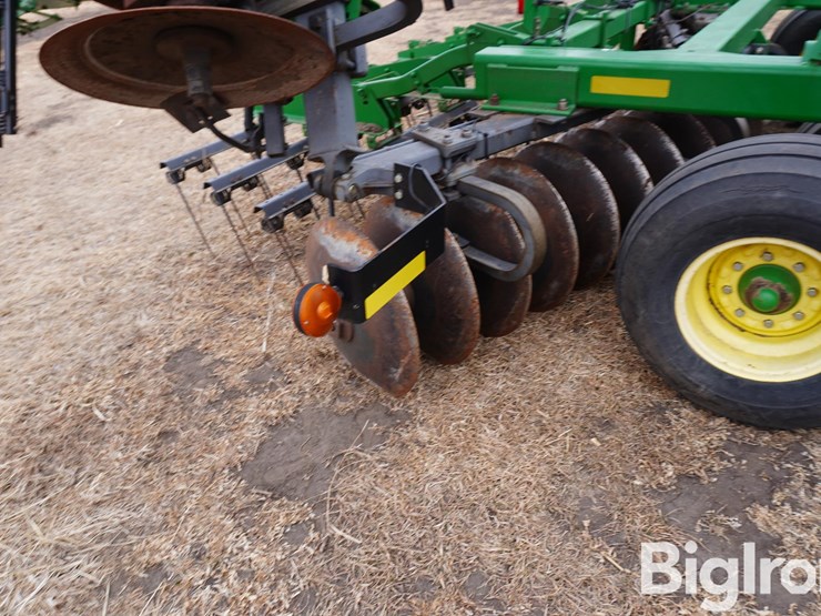 john-deere-637-image-18