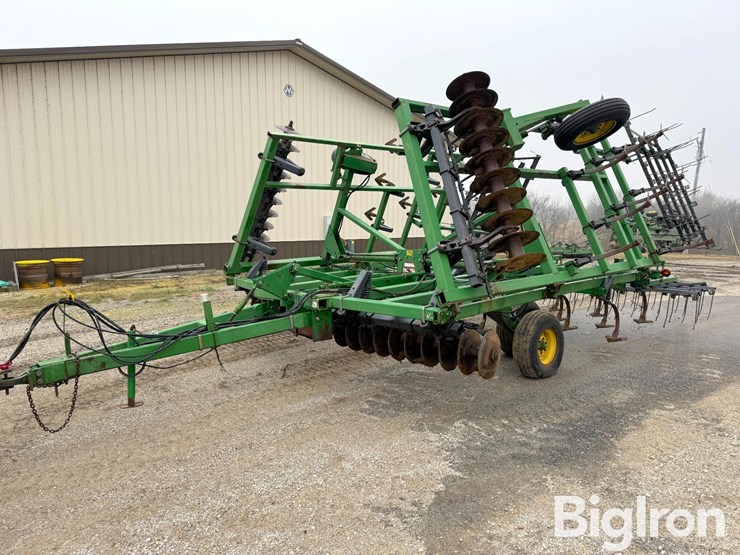 john-deere-724-image-1