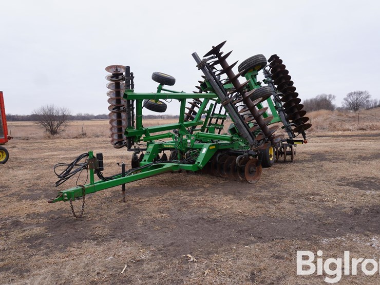 john-deere-637-image-1