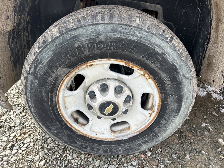 2012-chevrolet-silverado-2500-lt-image-58